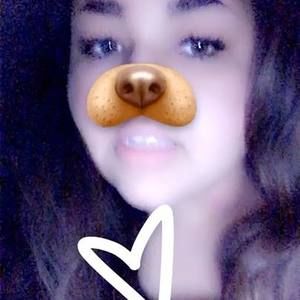 Meet your Posher, Ahyana